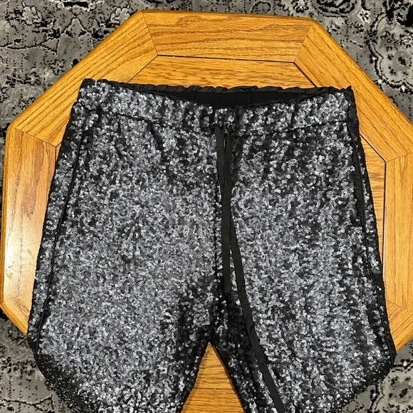 *JOHNNY WAS* Black x Silver Sequin Simona Jogger Pants Size Medium - Picture 6 of 11